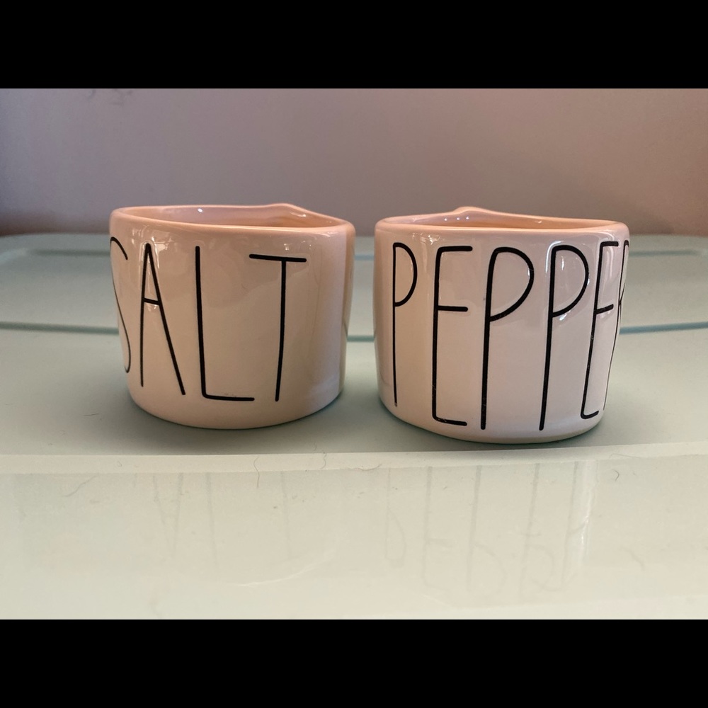 Rae Dunn boutique salt and pepper cellars